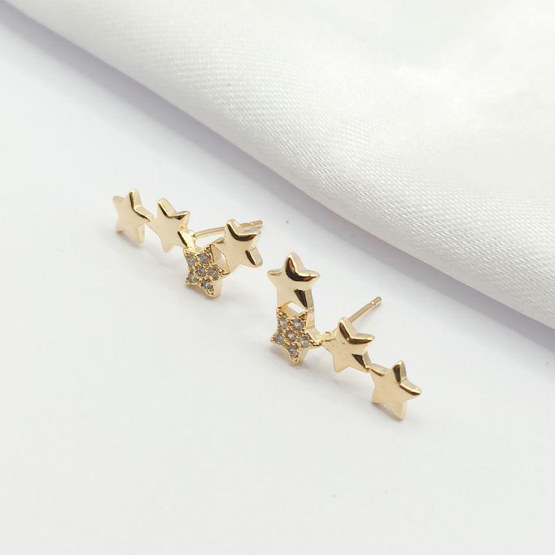 BRINCO DOURADO ESTRELAS  3 LISAS 1 CRAVEJADA