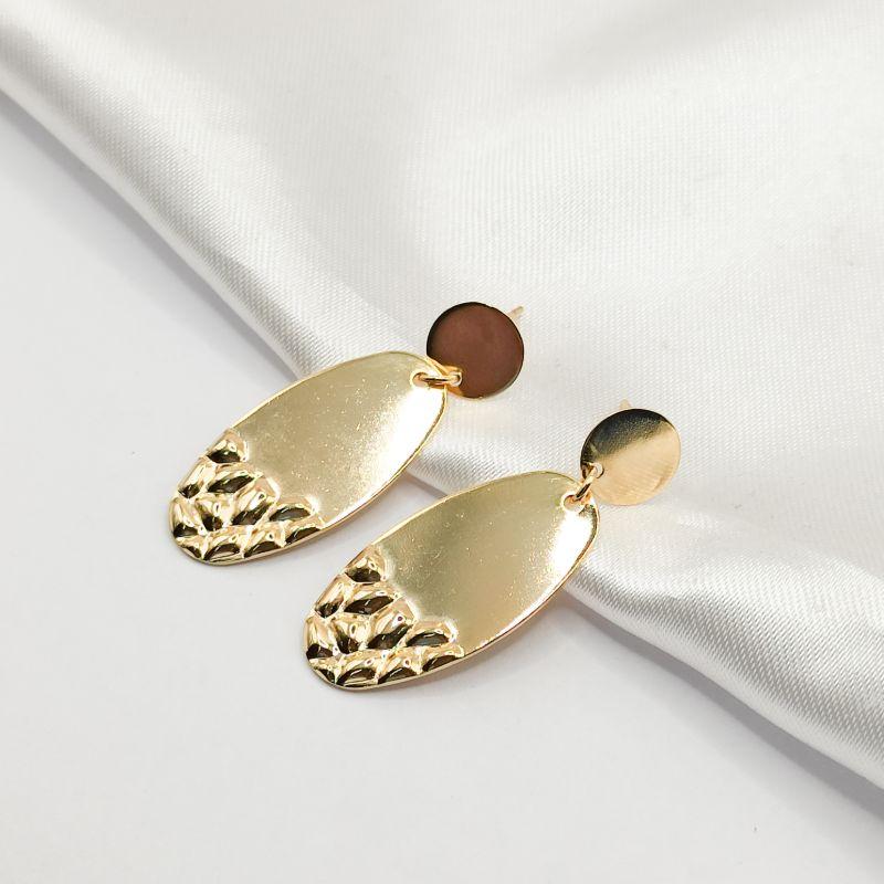 BRINCO DOURADO ORGÂNICO OVAL