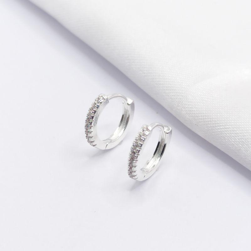 BRINCO PRATA ARGOLA CLICK FILEIRA CRAVEJADA M