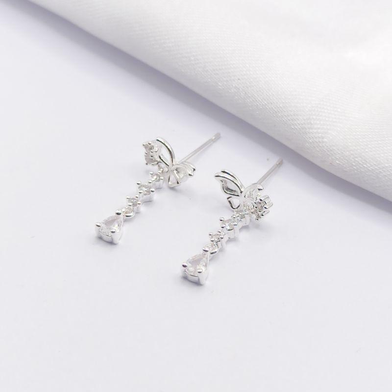 BRINCO PRATA BORBOLETA COM PINGENTE ZIRCÔNIA E GOTA