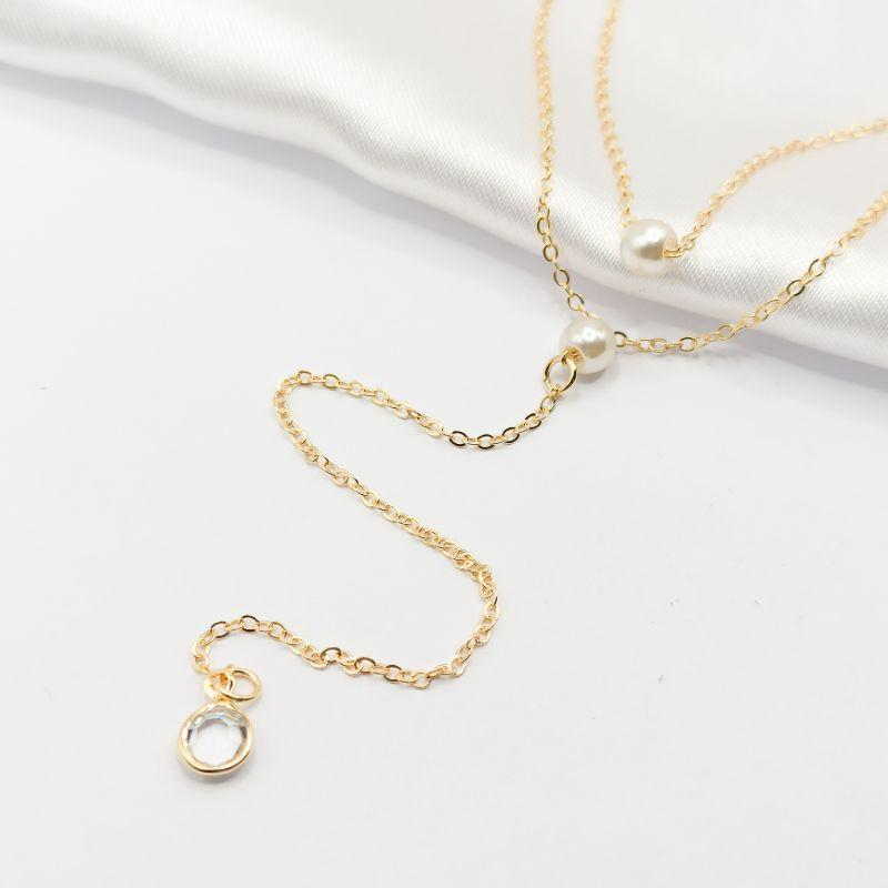 COLAR DOURADO CORRENTE DUPLA DUAS PÉROLAS E BEZEL CRISTAL