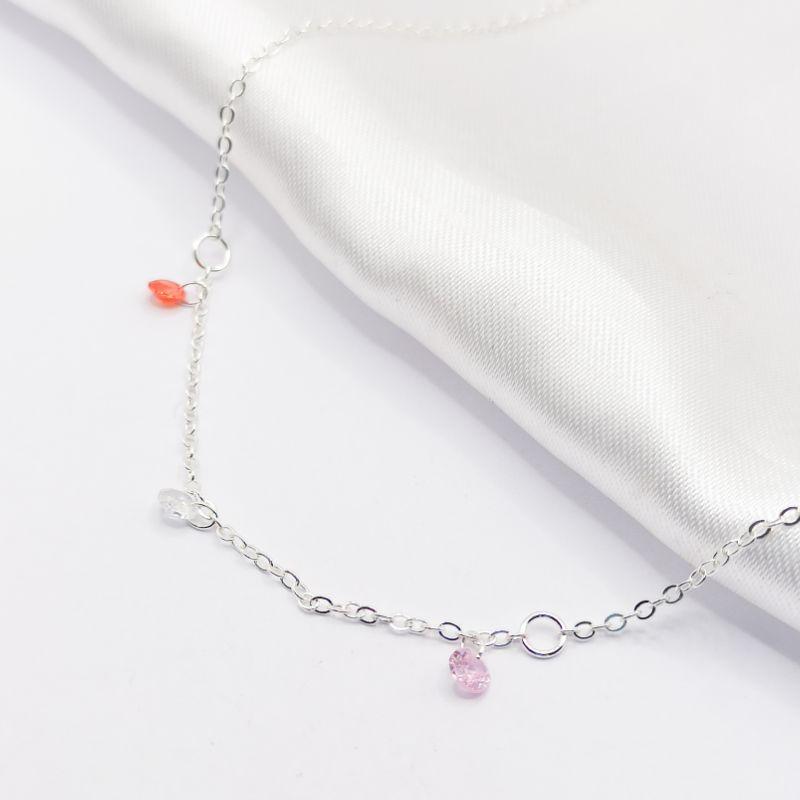 COLAR PRATA CHOKER 3 CRISTAIS COLORIDOS 40CM