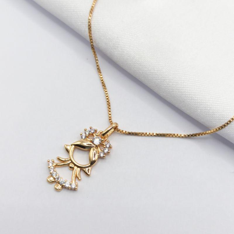 GARGANTILHA DOURADO MENINA COM COROA 45CM